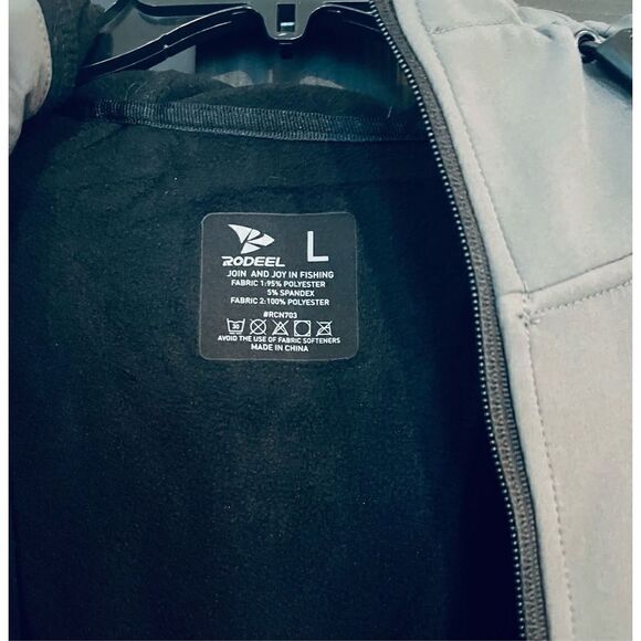 Rodeel Men's Softshell Front-zip Jacket Fleece Lined Windproof - Picture 5 of 6